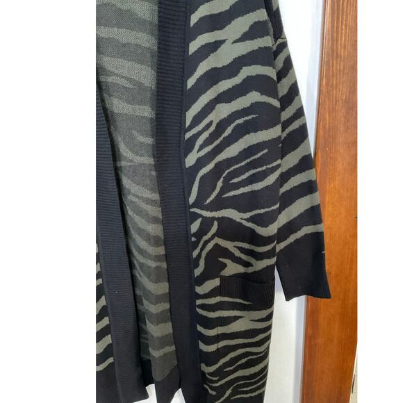 Jones New York Open Front Zebra Print Knit Cardigan Size Small Front Pockets - Picture 4 of 7